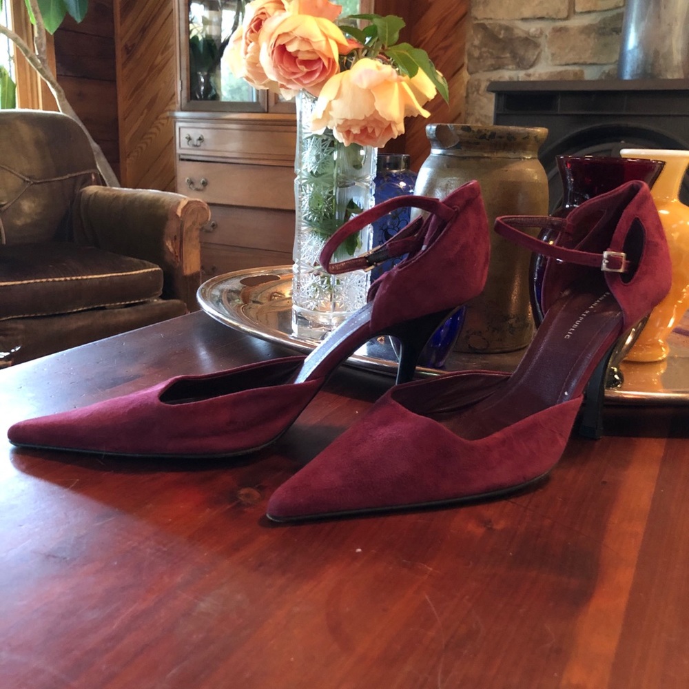 Plum suede Vintage Banana Republic heels size 8